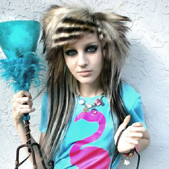 สีผมแรง ๆ