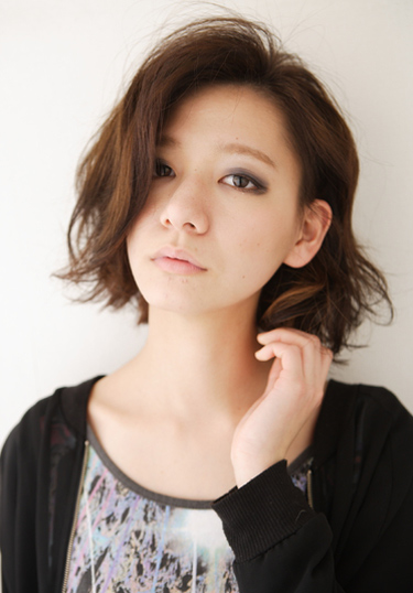 ทรงผมสั้นสําหรับคนหน้ากลม