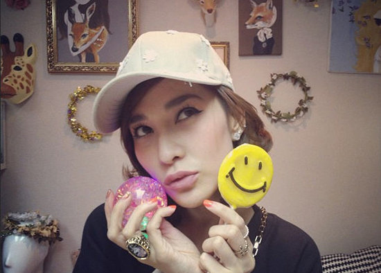 พลอย เฌอมาลย์ 