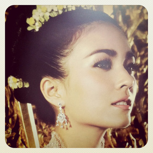 จุ๋ย วรัทยา