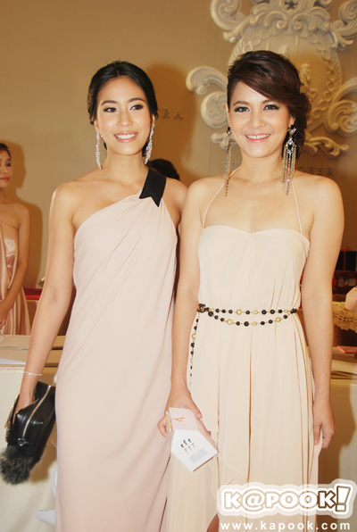 ชุดไปงานแต่งงาน