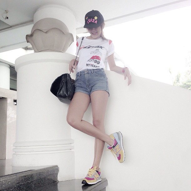 สั้นเสมอหู