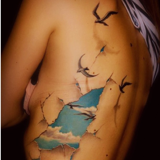 รอยสักหลังสวยๆ