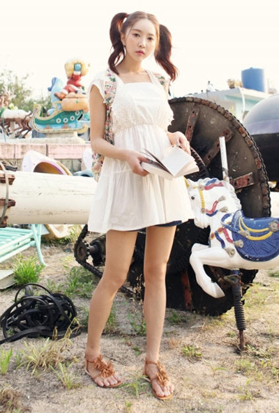 เดรสขาว