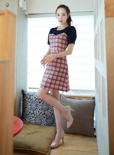 ชุดเดรสแขนตุ๊กตา