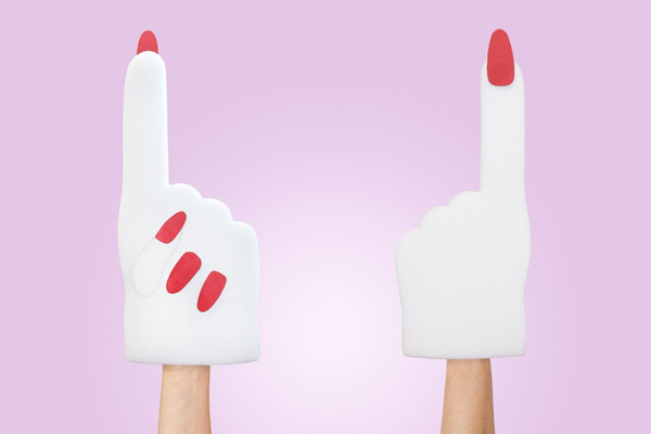 มือโฟมสีขาว