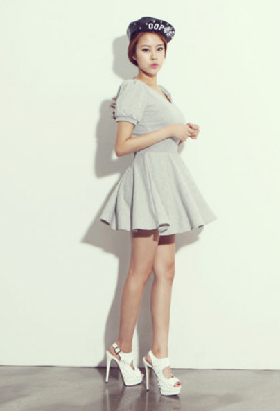 ชุดเดรสแขนตุ๊กตา