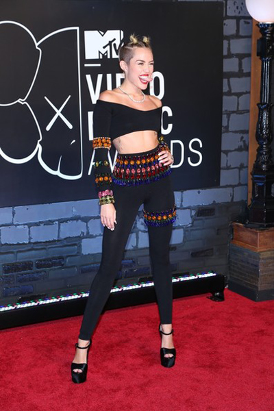 ไมล์ลีย์ ไซรัส