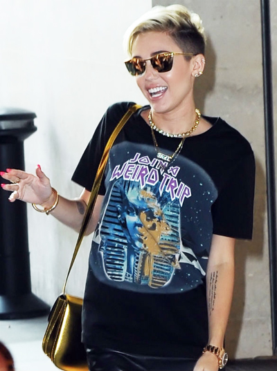 ไมล์ลีย์ ไซรัส