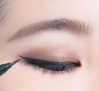 แต่งหน้าแบบพลอย เฌอมาลย์