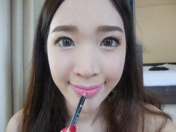 แต่งหน้าเหมือนตุ๊กตา