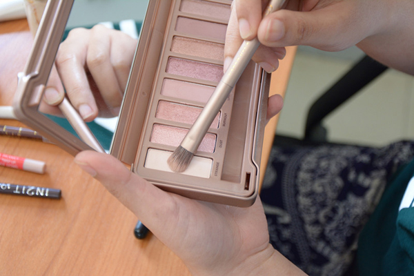 แต่งหน้าไปทำงาน