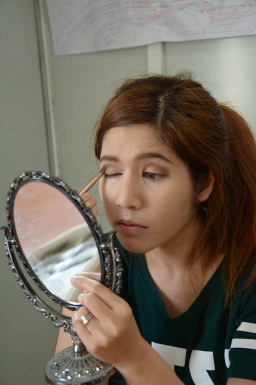 แต่งหน้าไปทำงาน