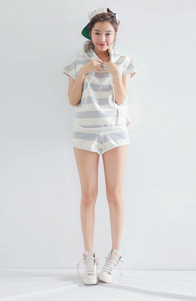 แฟชั่นเสื้อลายขวางสวยๆ