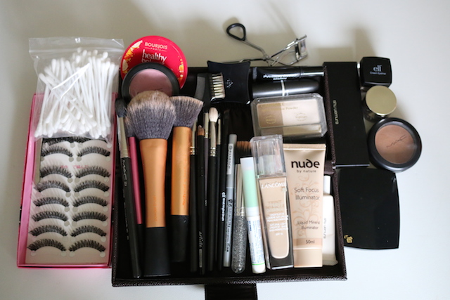 สอนแต่งหน้า