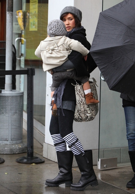 แฟชั่นรองเท้าบูทกันน้ำ