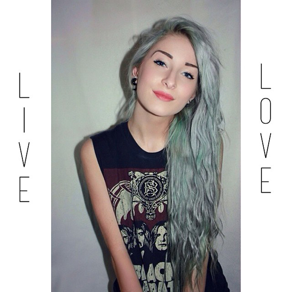 สีผม บลอนด์เขียว 