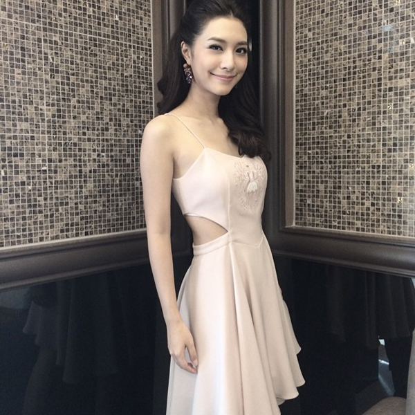 ชมพู่ อารยา