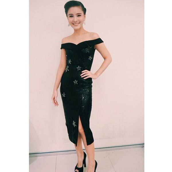 ออม สุชาร์ 