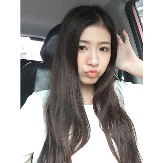 ทรงผมตรง