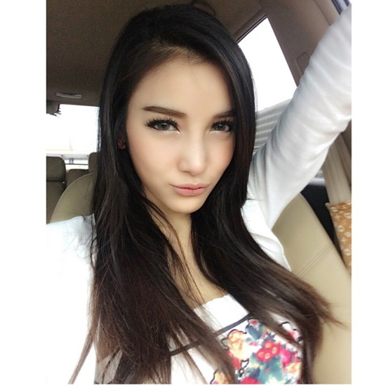 ทรงผมตรง