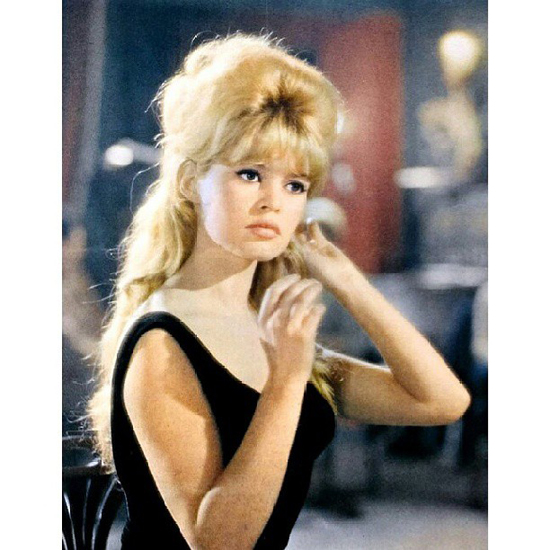 แต่งหน้ายุคซิกตี้