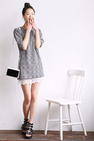 กระโปรงลูกไม้ใส่กับเสื้อแบบไหน 