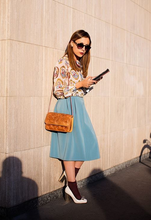 ถุงเท้ากับรองเท้าส้นสูง