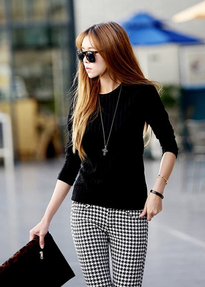 ชุดสีขาวดำ 