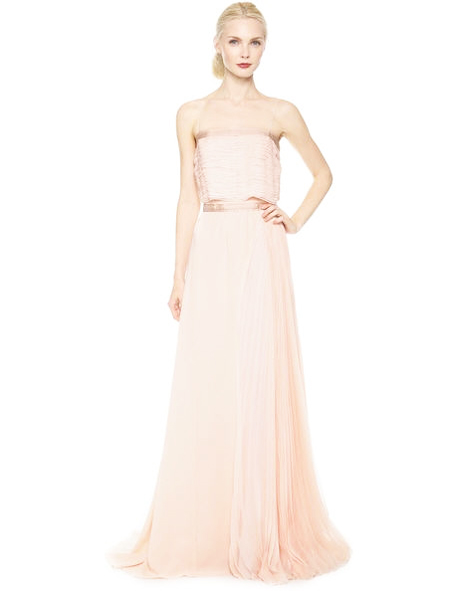 ชุดราตรียาว