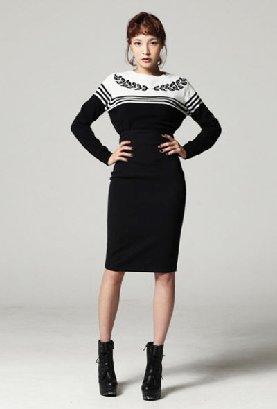 ชุดสีขาวดำ 