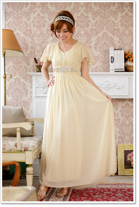 ชุดราตรียาว