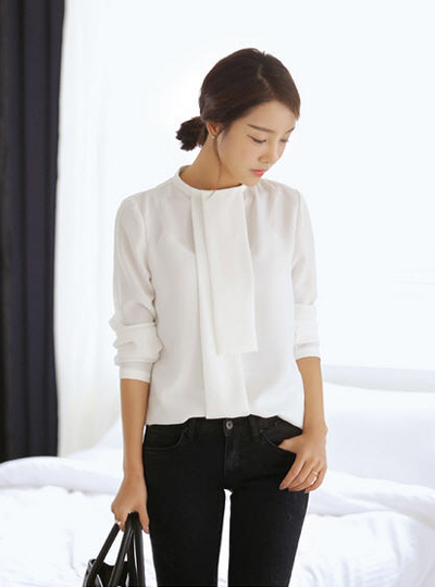 ชุดสีขาวดำ 