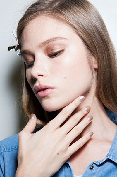 เทรนด์เล็บ 2014