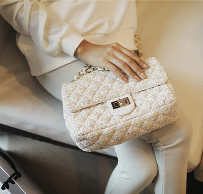 กระเป๋าแฟชั่น