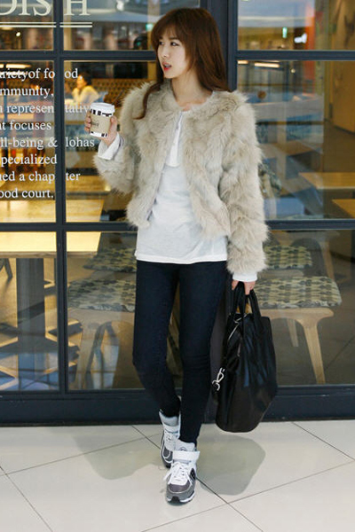 เสื้อกันหนาวขนมิ้ง