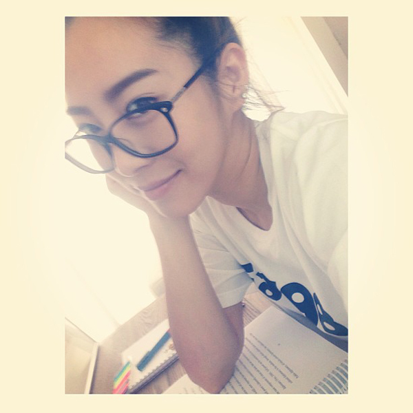 ดารากับแว่นสายตา 