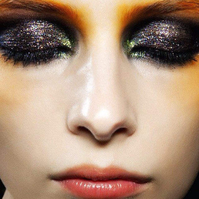 แต่งหน้าปีใหม่ 