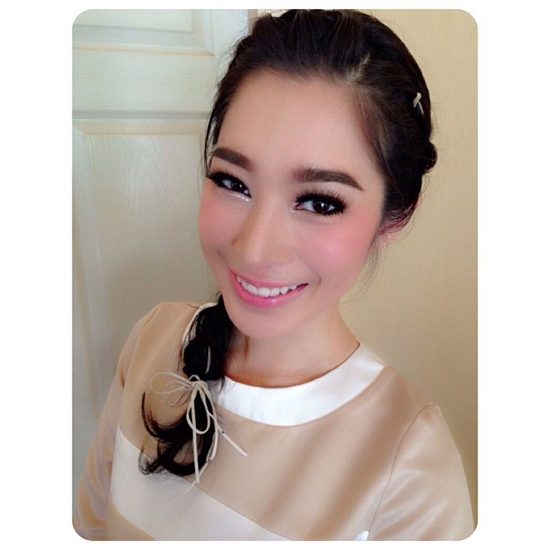 ดาราหน้าสวย