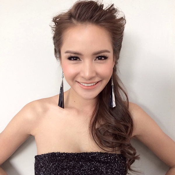 ทรงผมรับปริญญา