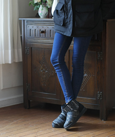 รองเท้าบูทกันหนาว