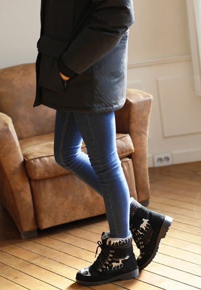 รองเท้าบูทกันหนาว