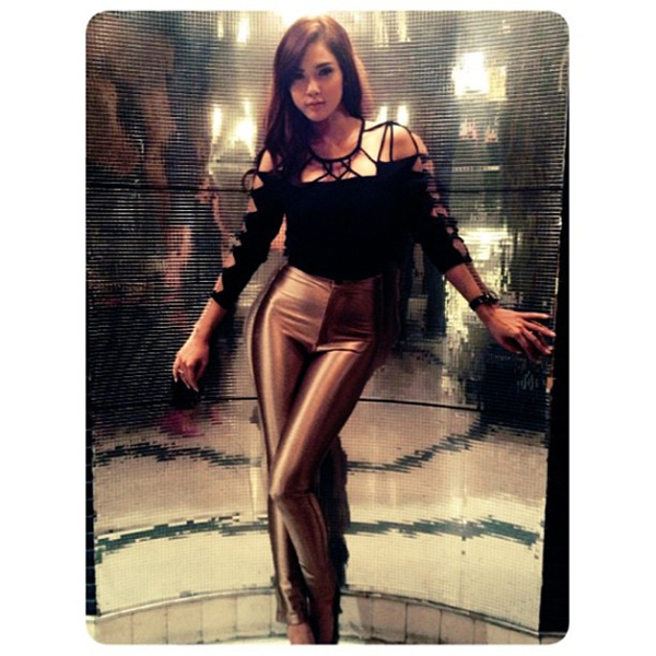 อุ้ม ลักขณา