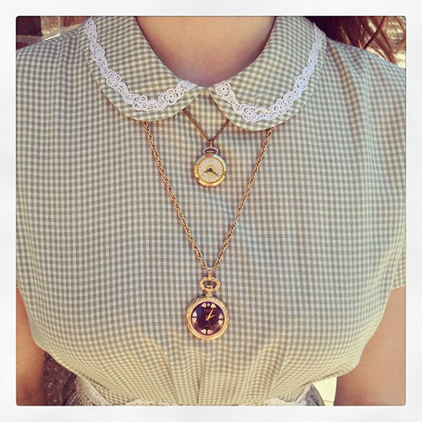 นาฬิกาสร้อยคอผู้หญิง