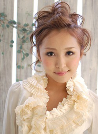 วิธีทำทรงผมเก็บหน้าม้า