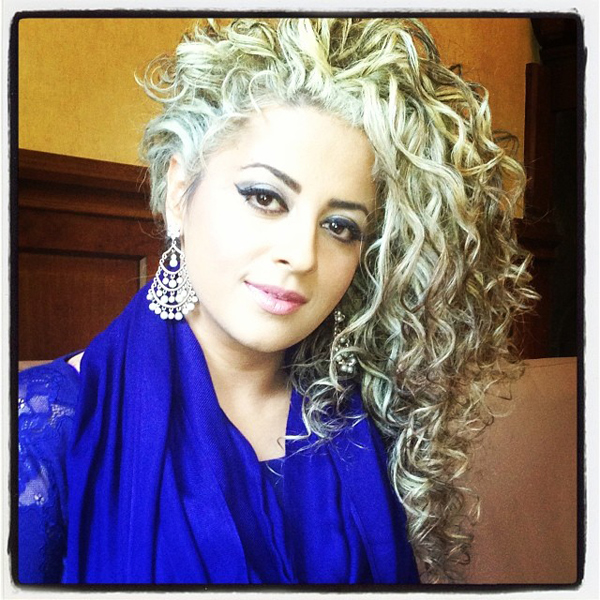 ทรงผมออกงานกลางคืนคนผมหยิก