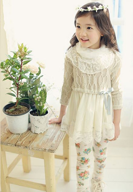 เสื้อผ้าลายดอกเด็ก