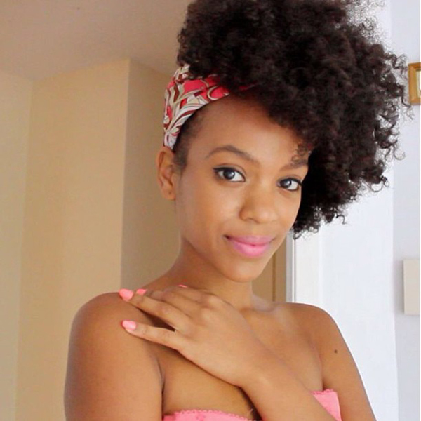 ทรงผมออกงานกลางคืนคนผมหยิก