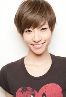 ทรงผมสั้นสําหรับคนหน้ายาว 