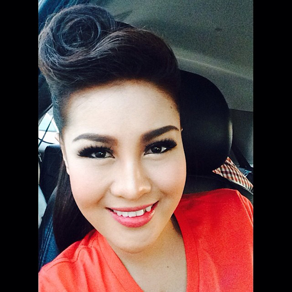 นักร้องลูกทุ่งศัลยกรรม